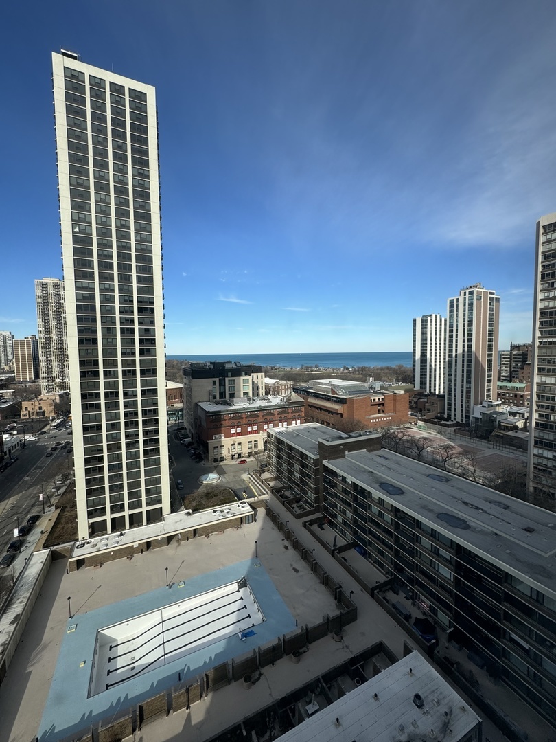1460 N Sandburg Terrace Unit: 2504