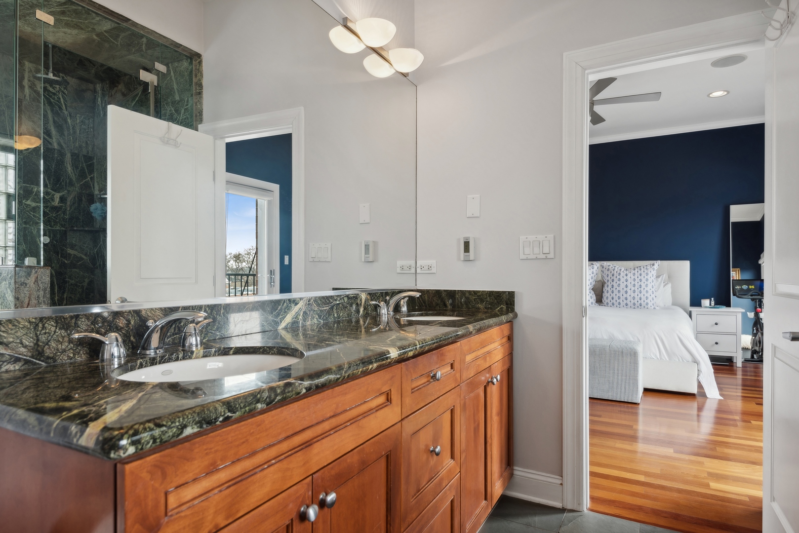 2946 N SHEFFIELD Avenue Unit: 4S