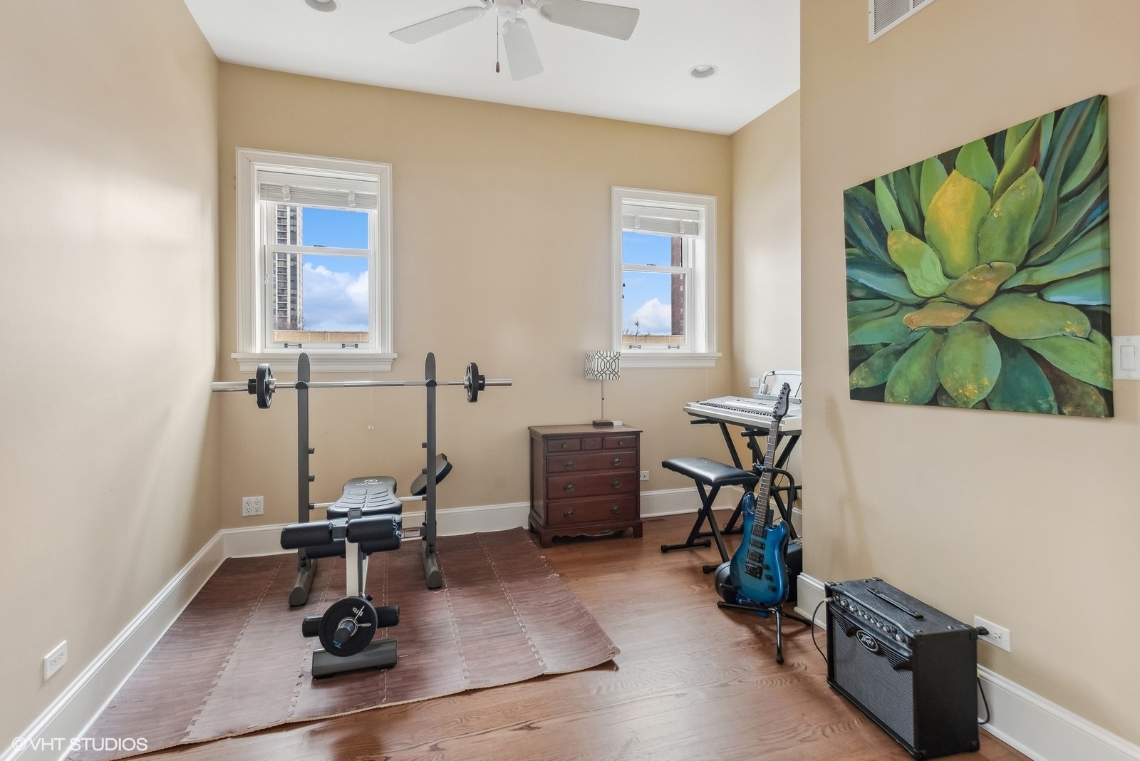 510 W Arlington Place