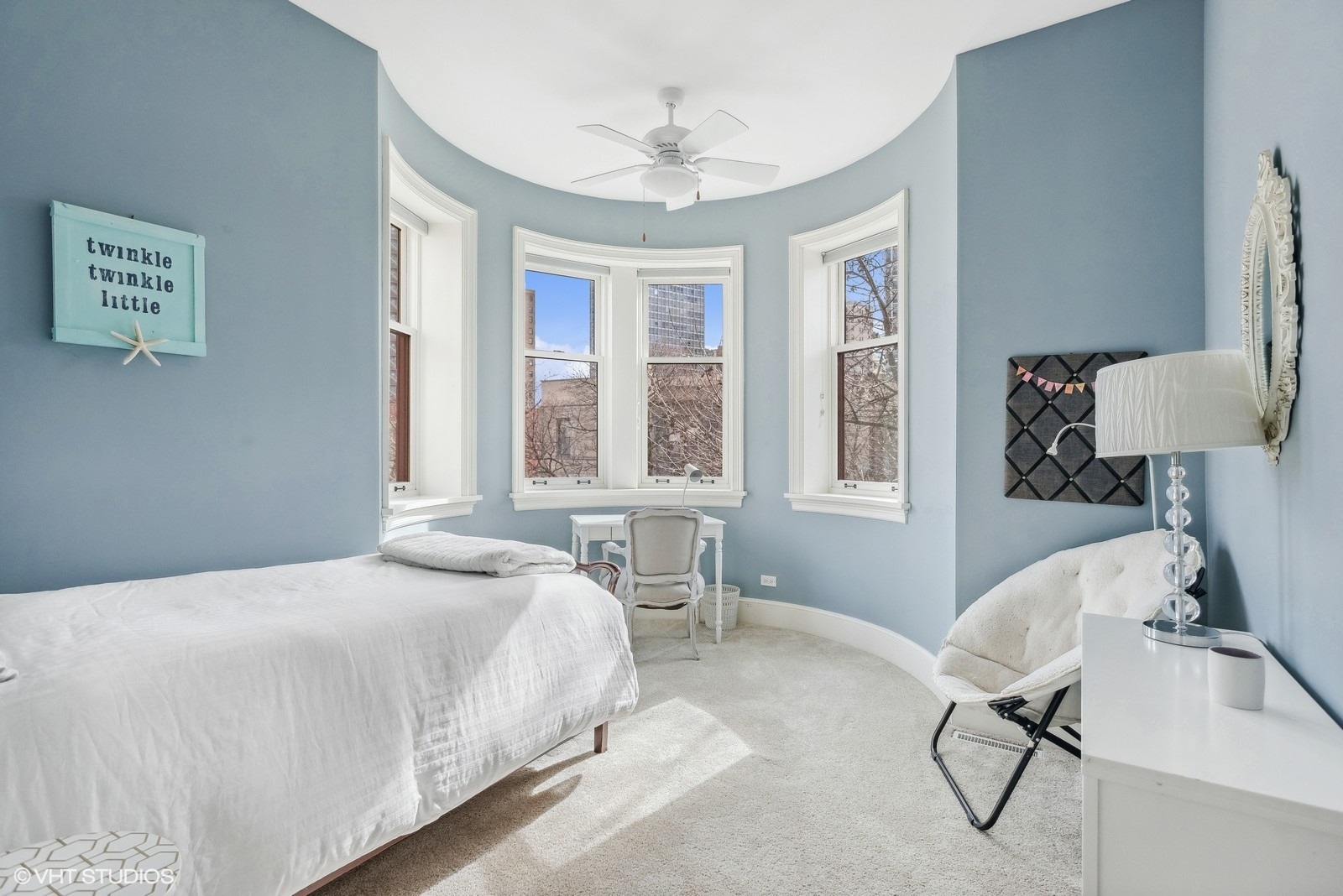 510 W Arlington Place