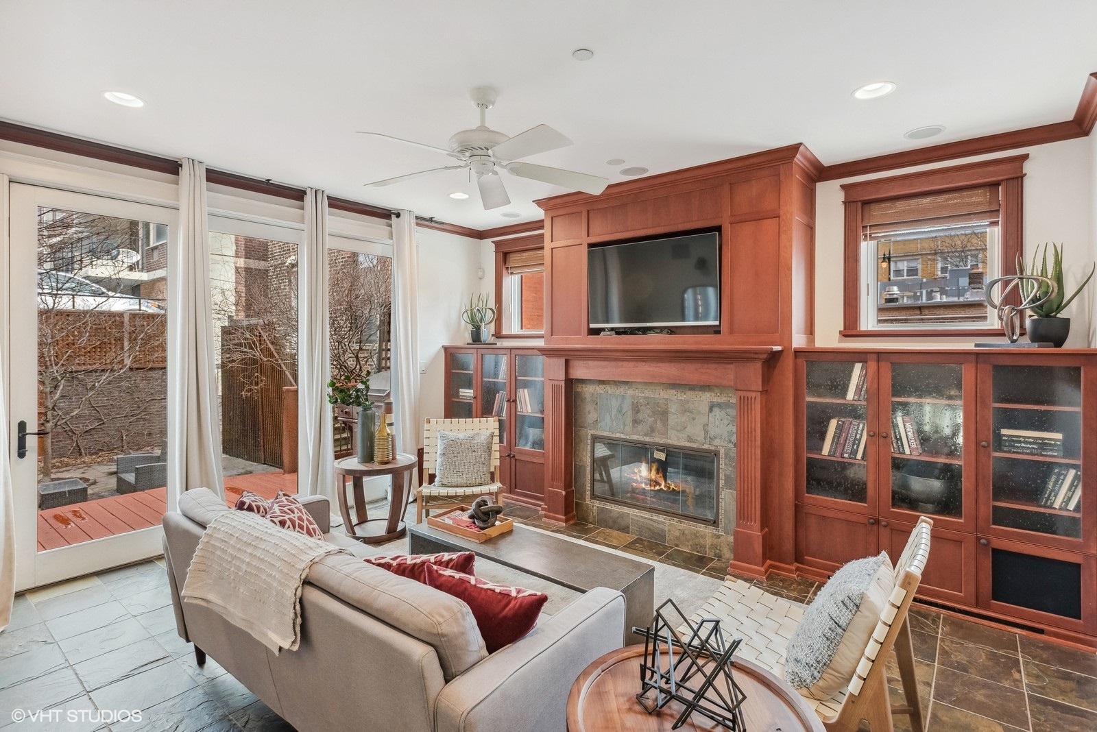 510 W Arlington Place