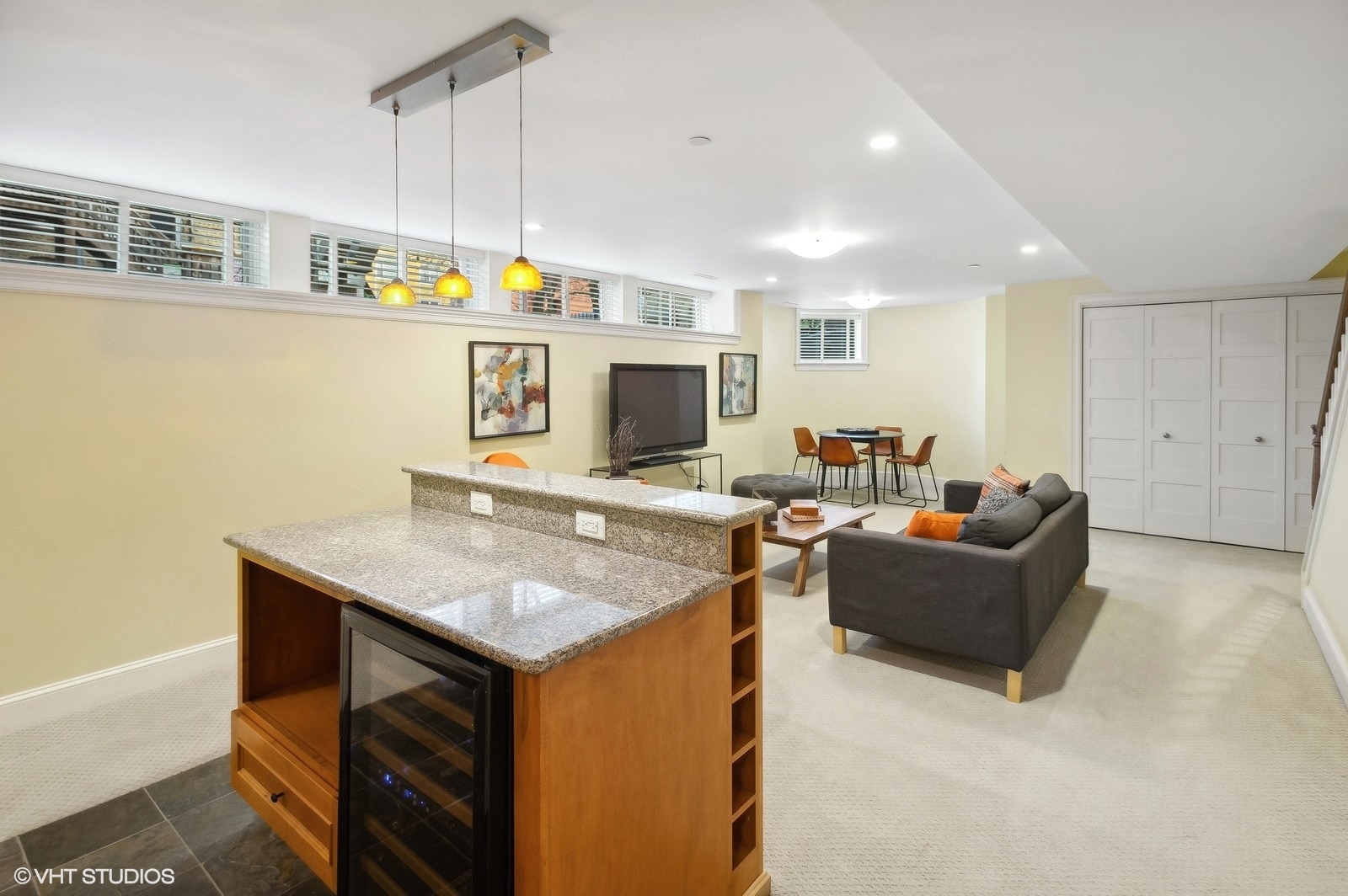 510 W Arlington Place