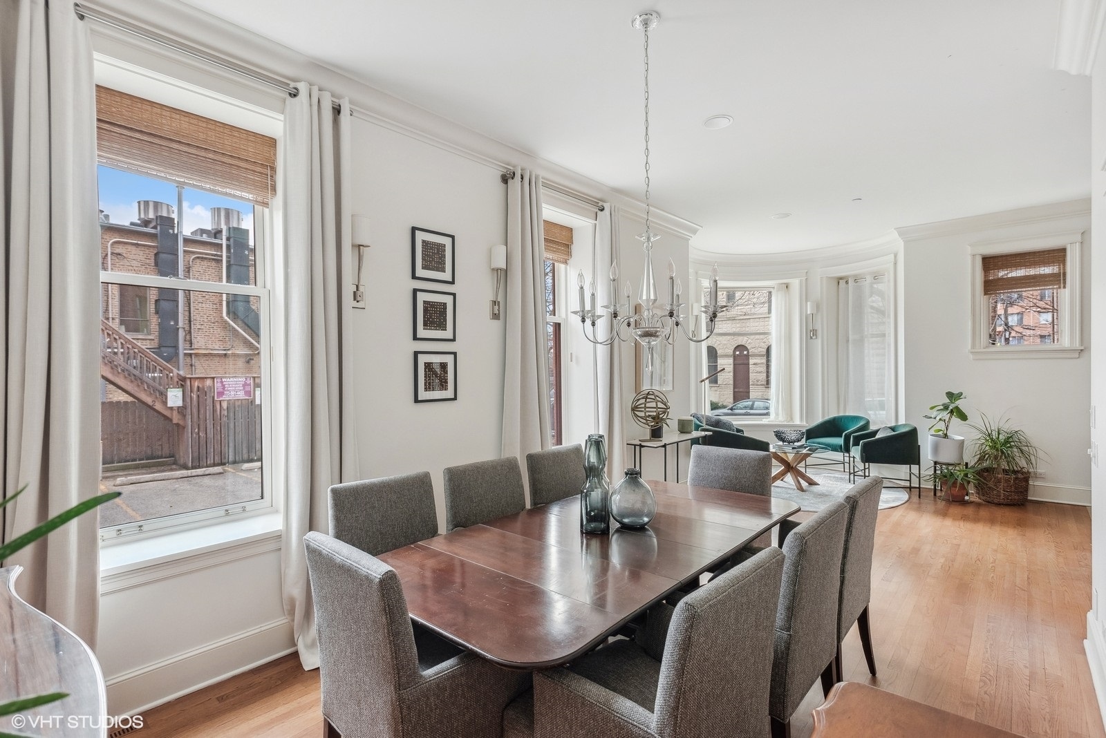 510 W Arlington Place