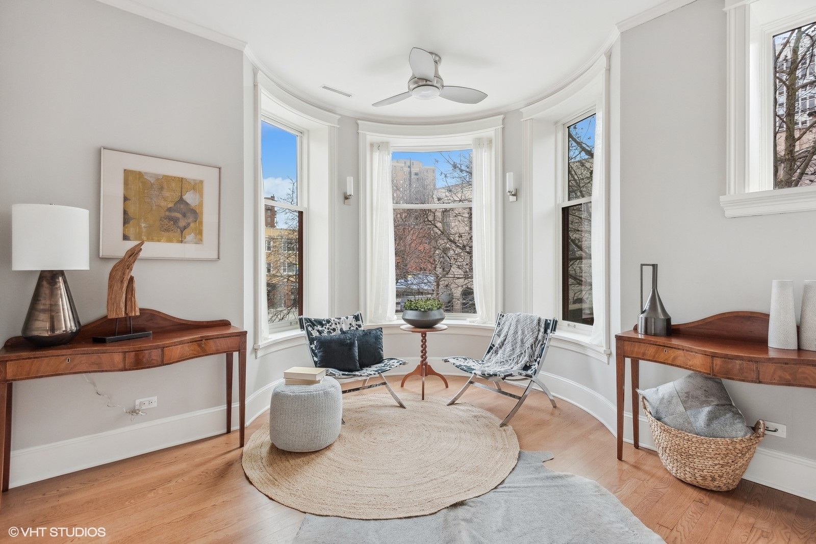 510 W Arlington Place