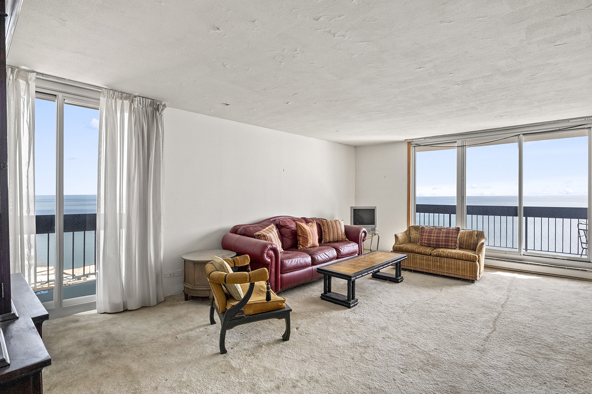 5901 N Sheridan Road Unit: 13B