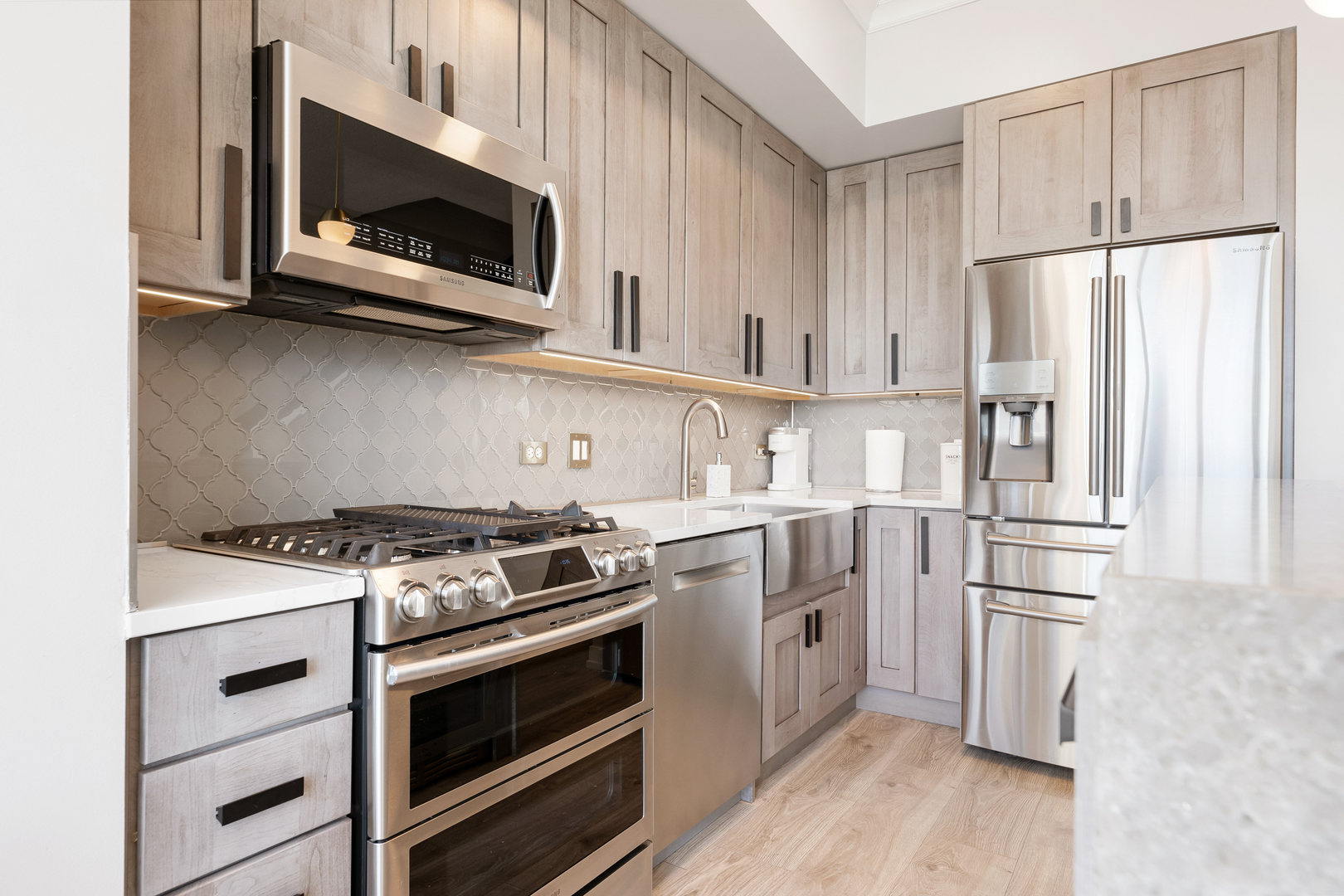 600 N Kingsbury Street Unit: 502