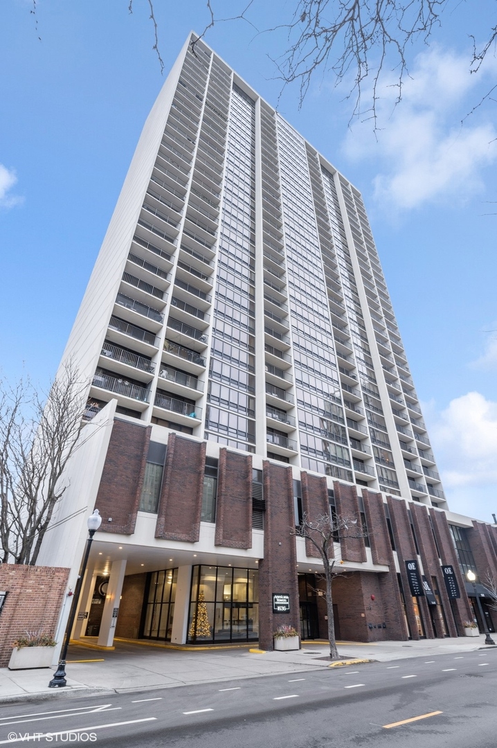 1636 N Wells Street Unit: 506