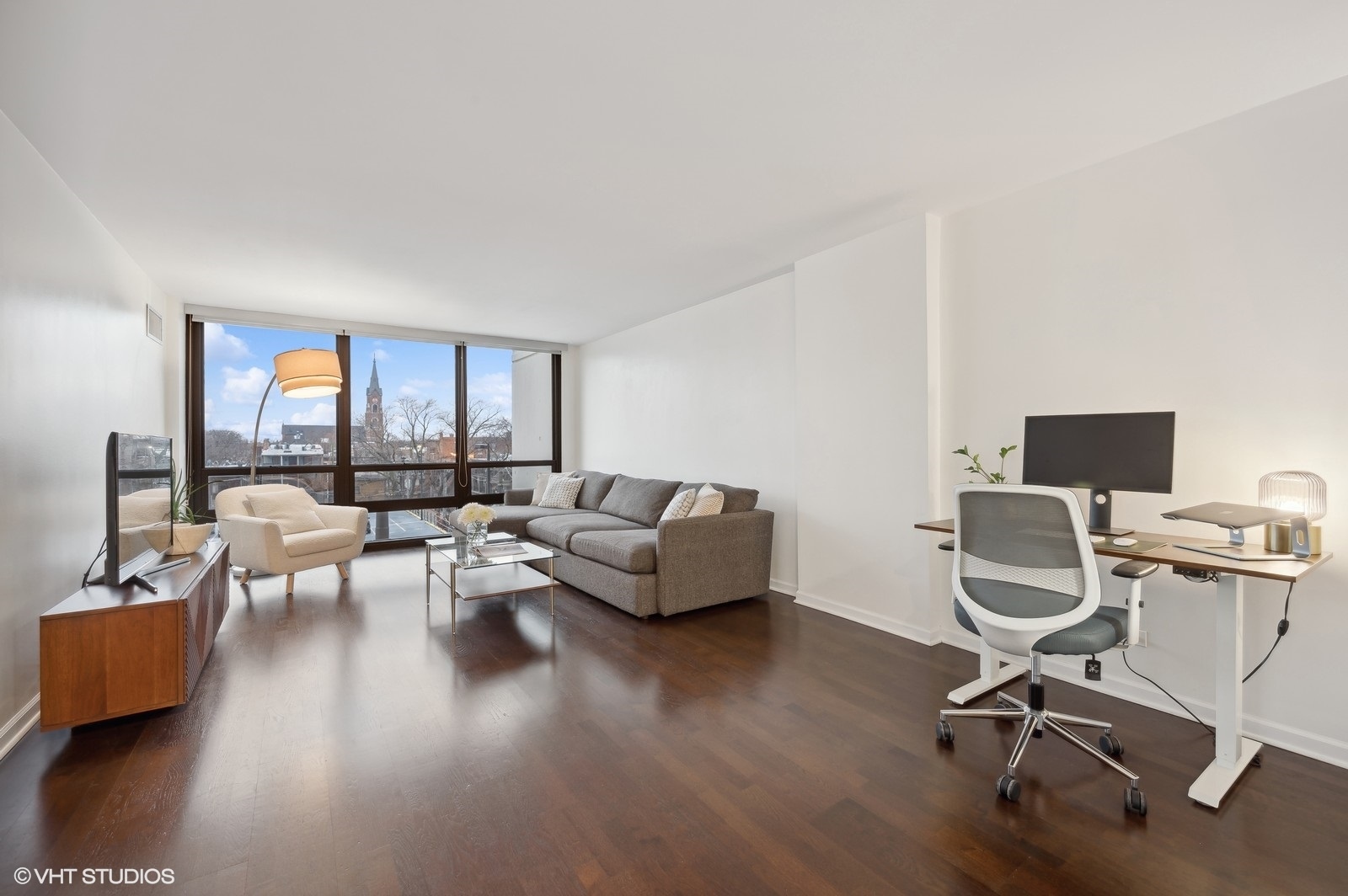 1636 N Wells Street Unit: 506