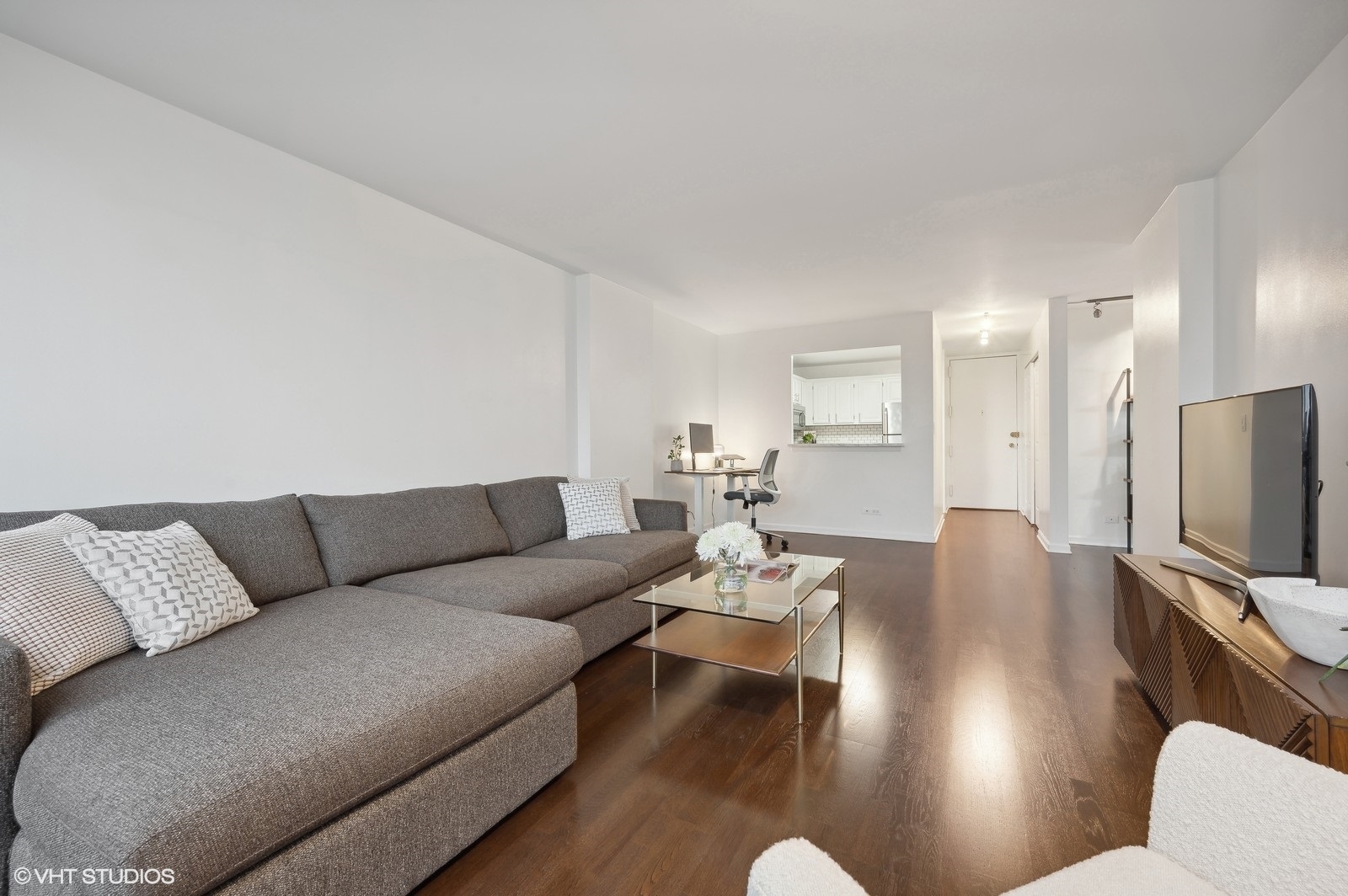 1636 N Wells Street Unit: 506