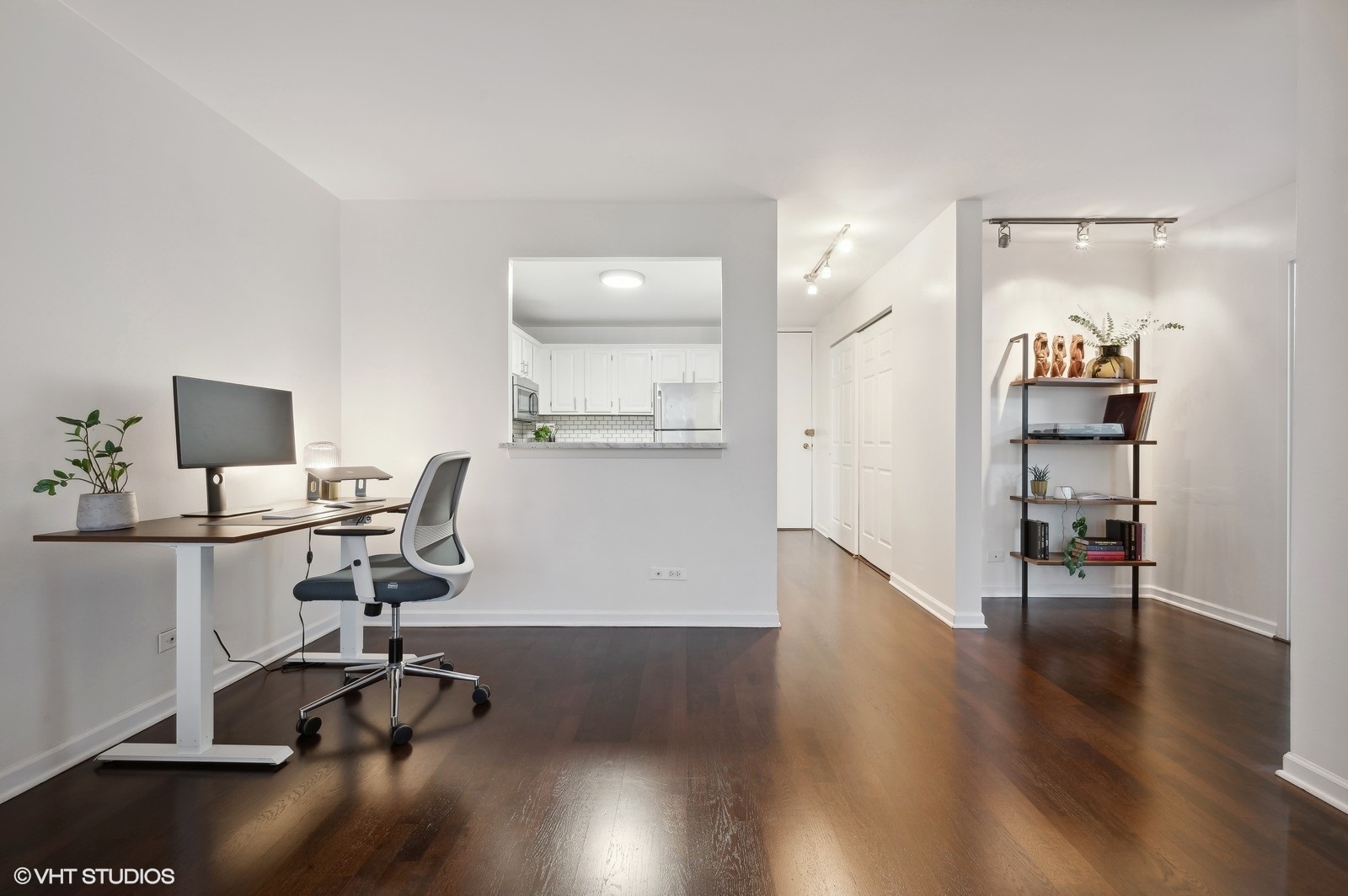 1636 N Wells Street Unit: 506