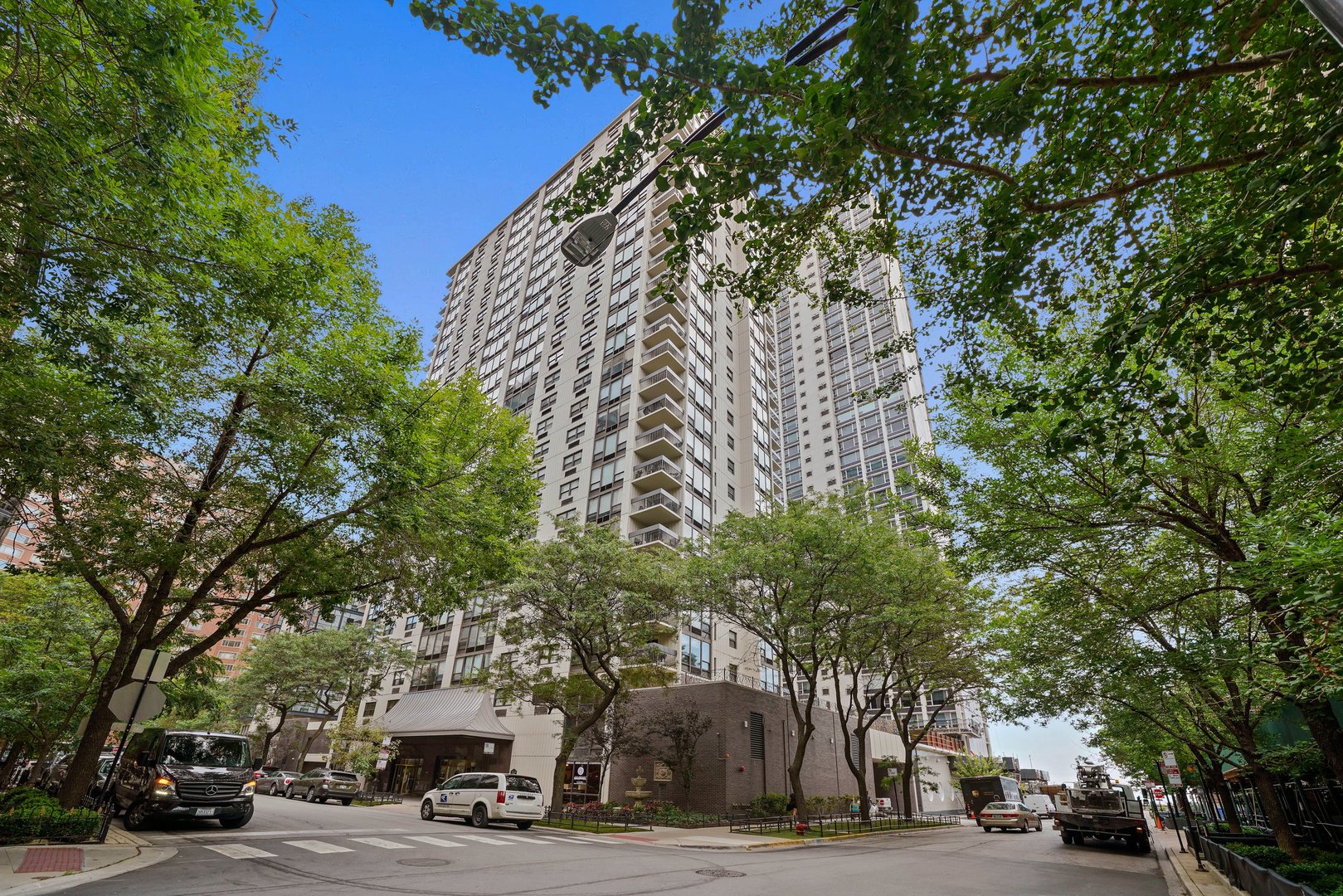 1313 N Ritchie Court Unit: 805