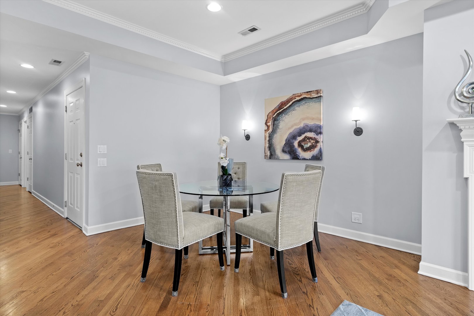 953 W Montana Street Unit: 3