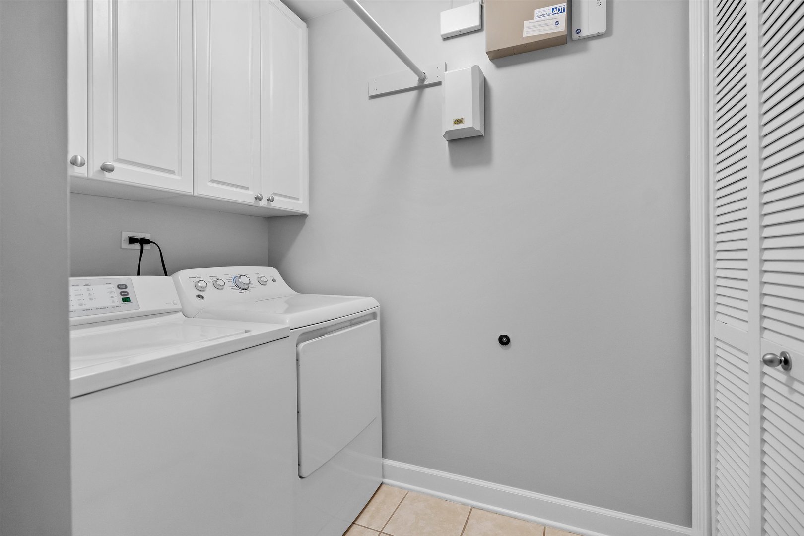953 W Montana Street Unit: 3