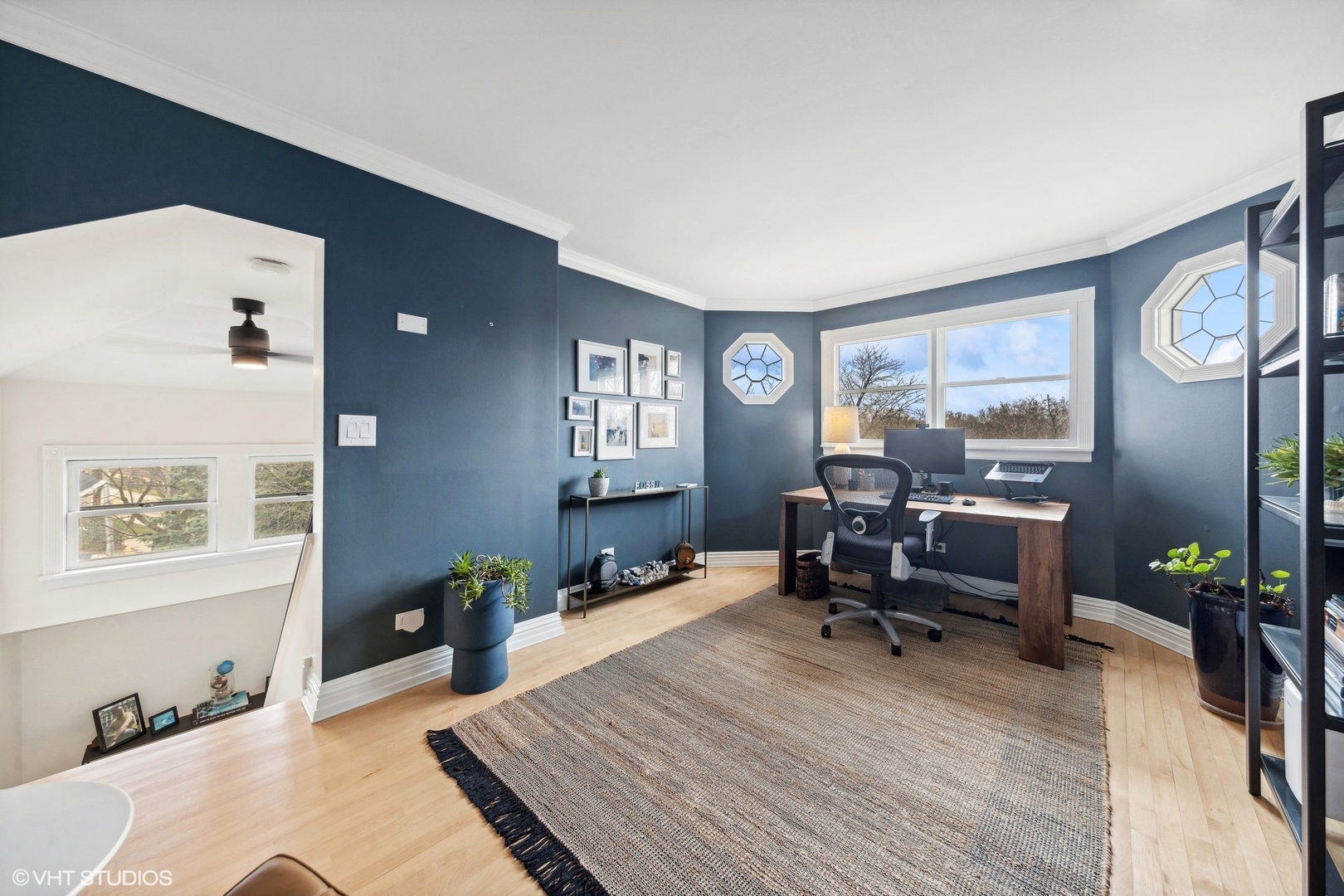 212 E Chicago Avenue