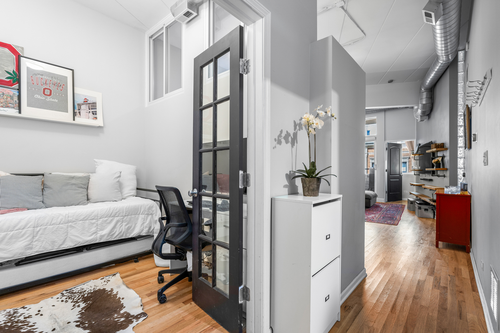 1645 W School Street Unit: 204