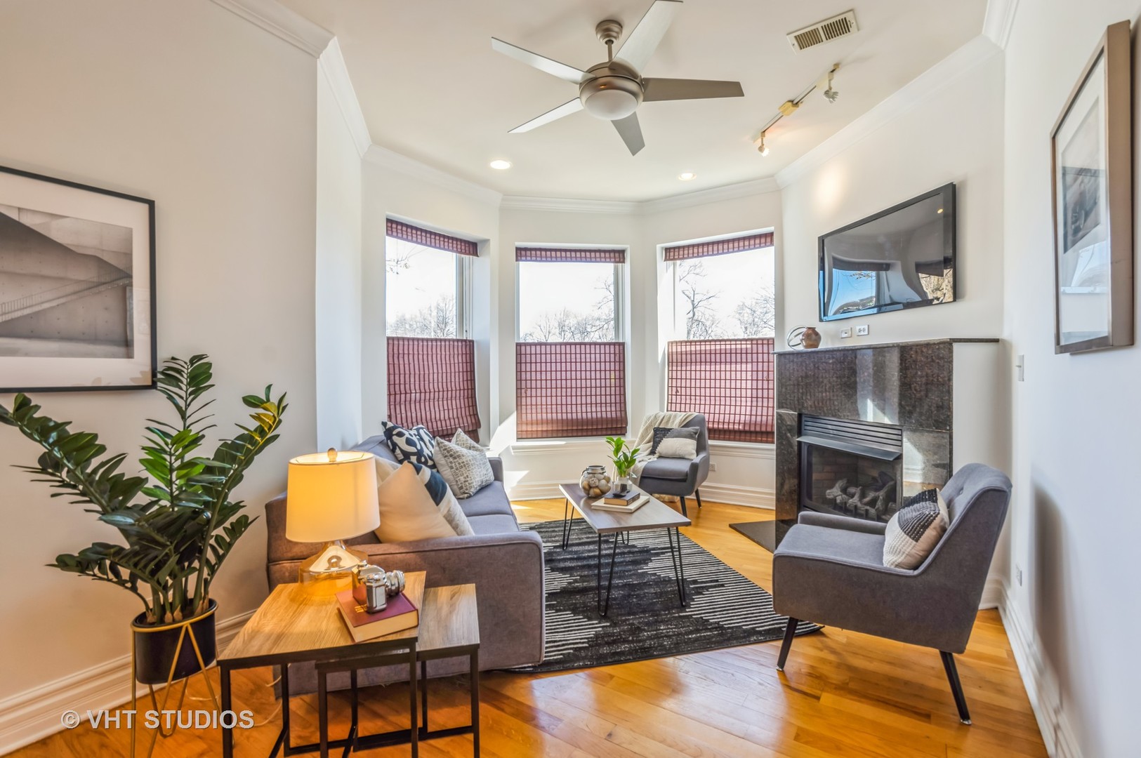 3032 W North Avenue Unit: 1