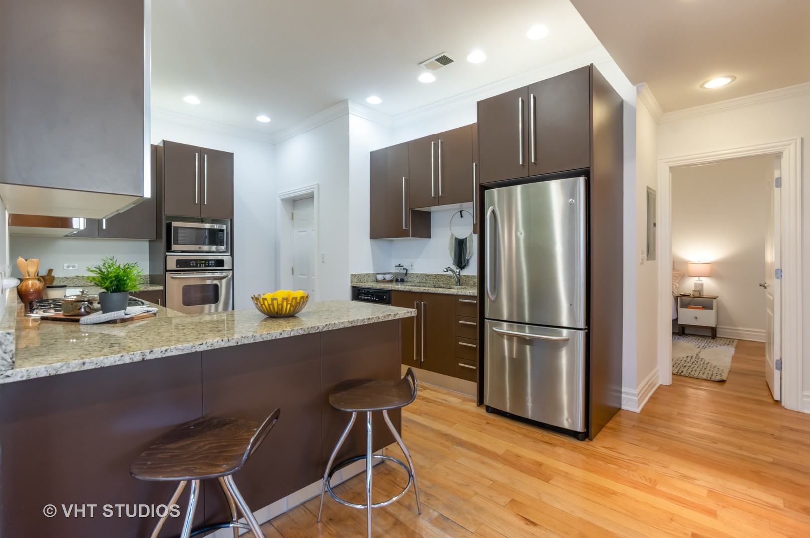 3032 W North Avenue Unit: 1