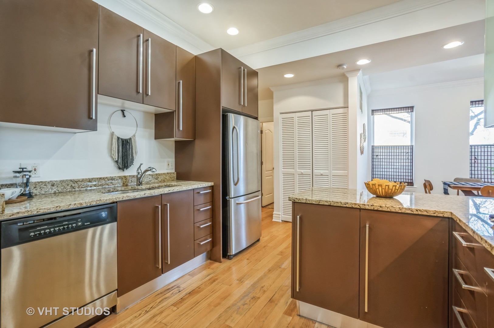 3032 W North Avenue Unit: 1