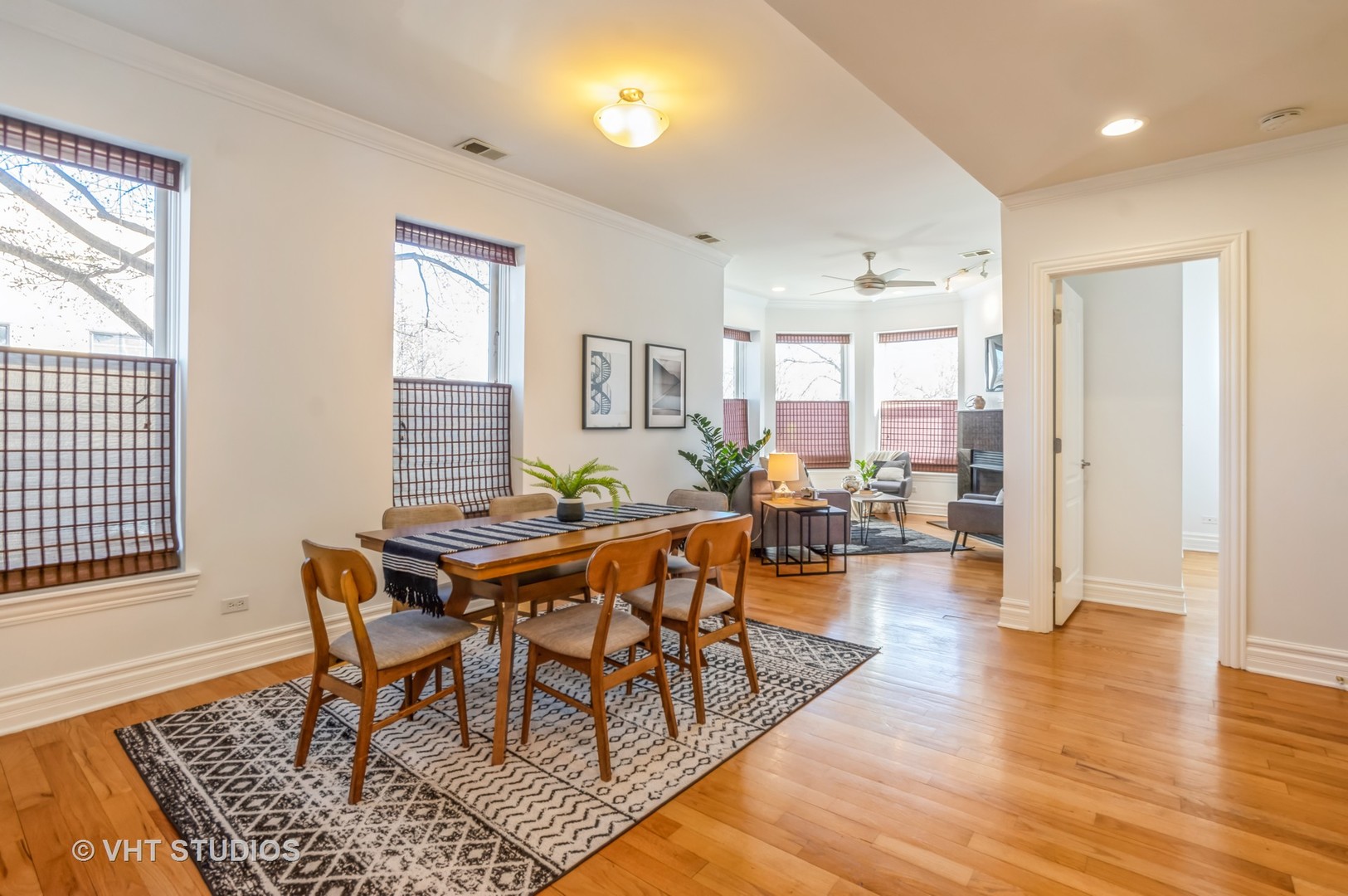 3032 W North Avenue Unit: 1