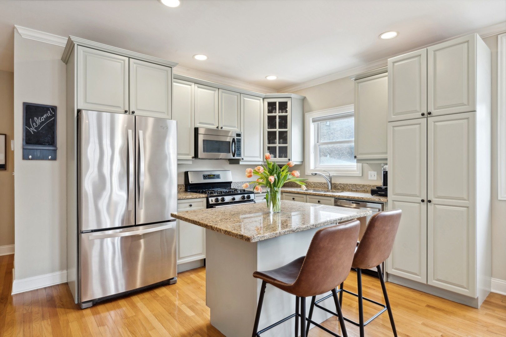 2147 W RICE Street Unit: 1W