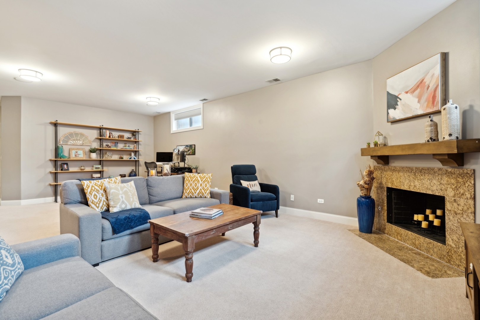 2147 W RICE Street Unit: 1W