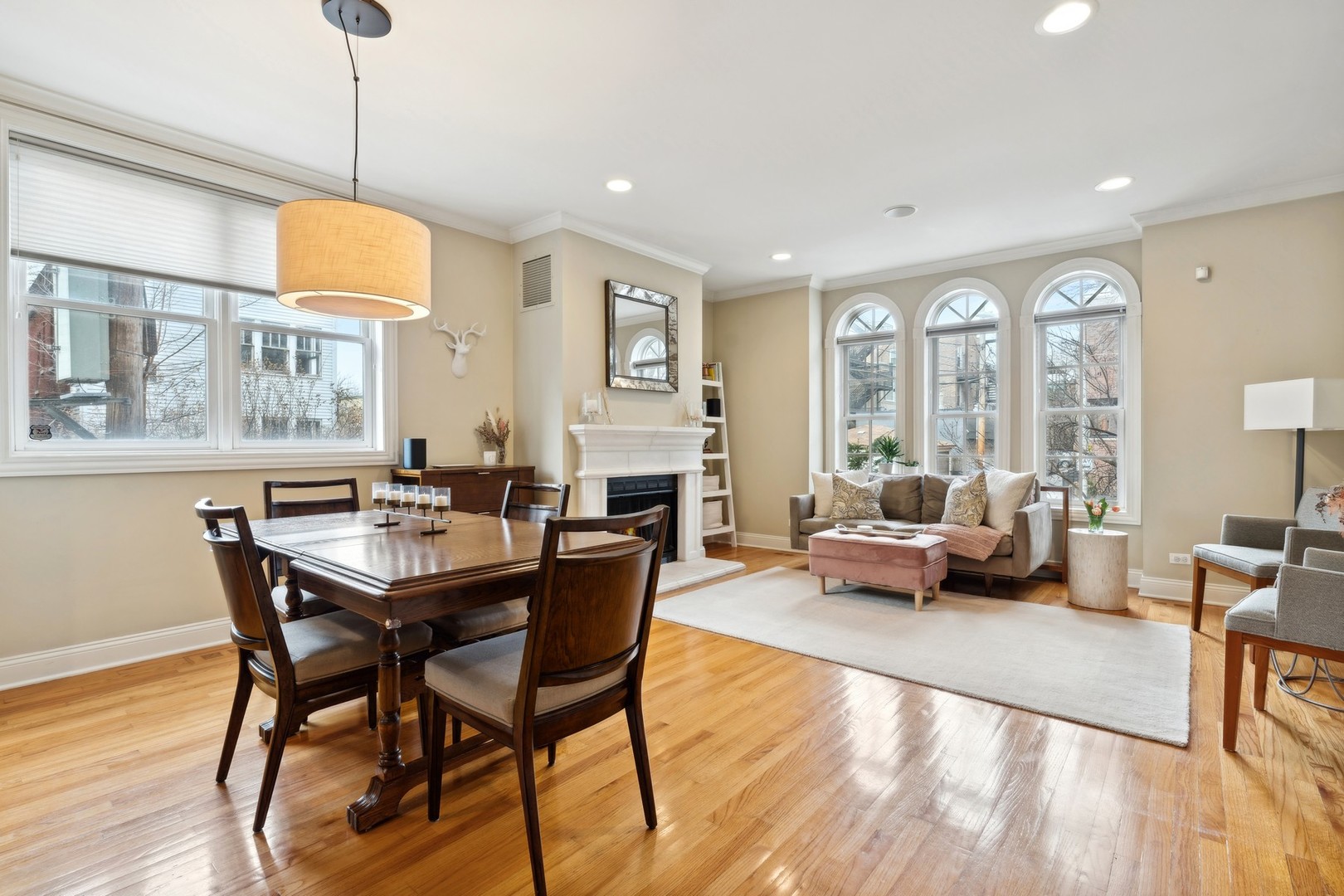 2147 W RICE Street Unit: 1W