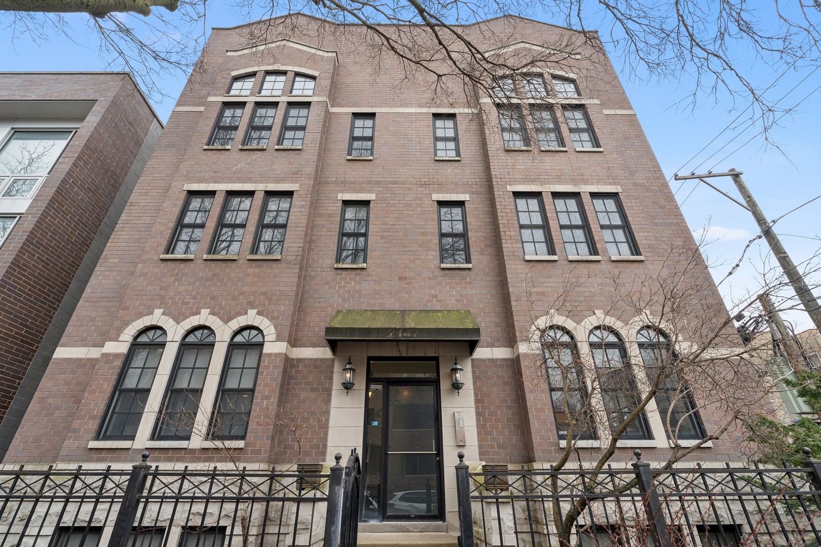 2147 W RICE Street Unit: 1W