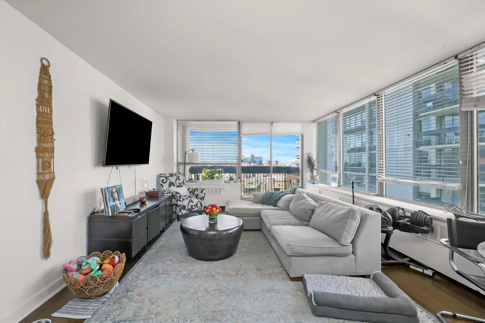 1355 N Sandburg Terrace Unit: 1109D