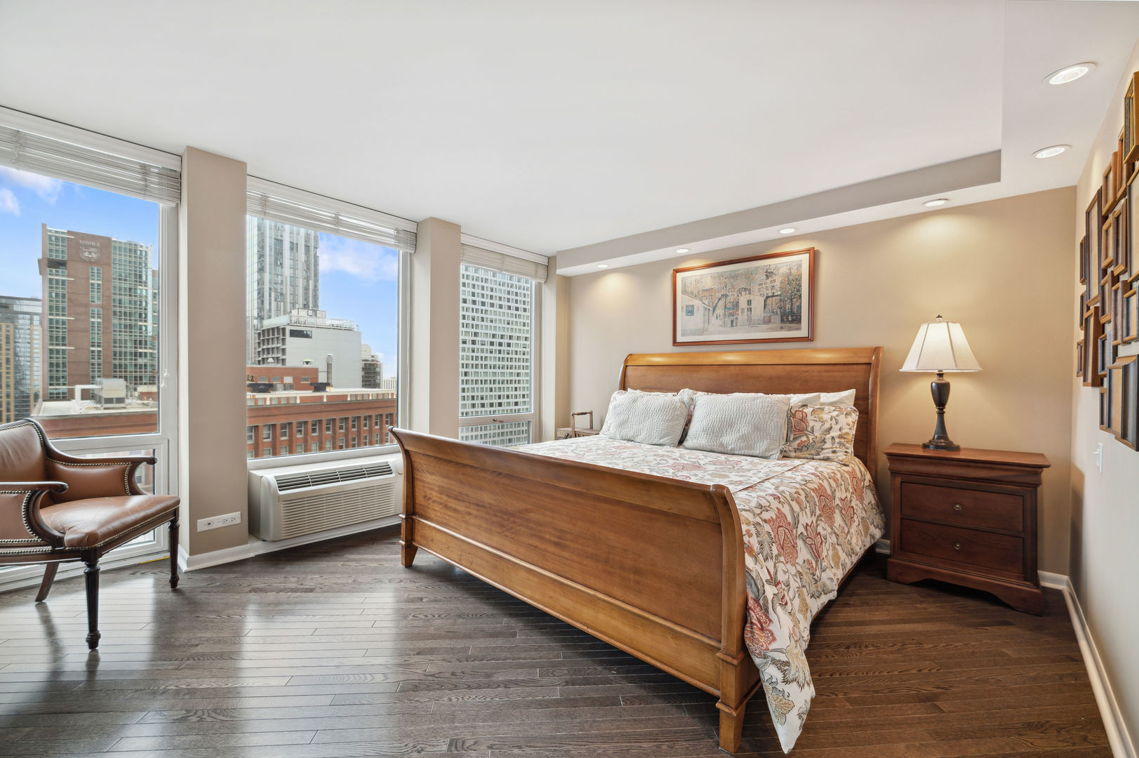 111 E Chestnut Street Unit: 20K