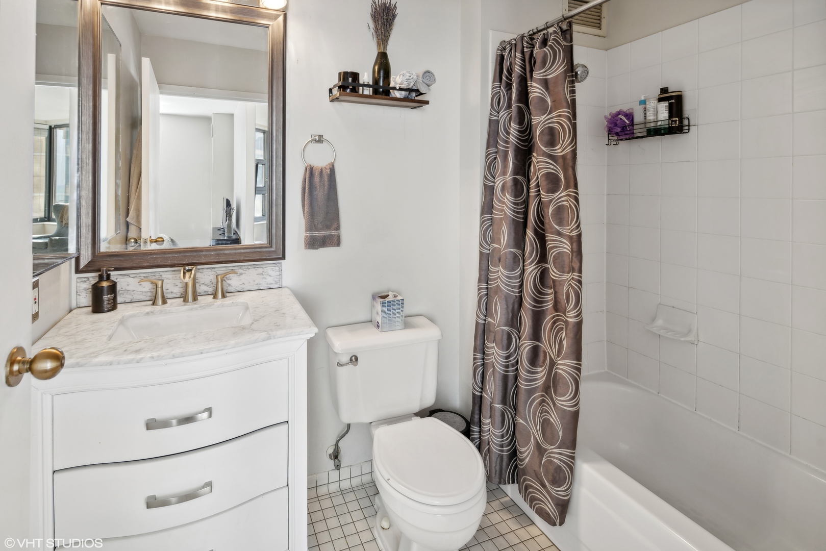 401 E Ontario Street Unit: 1606