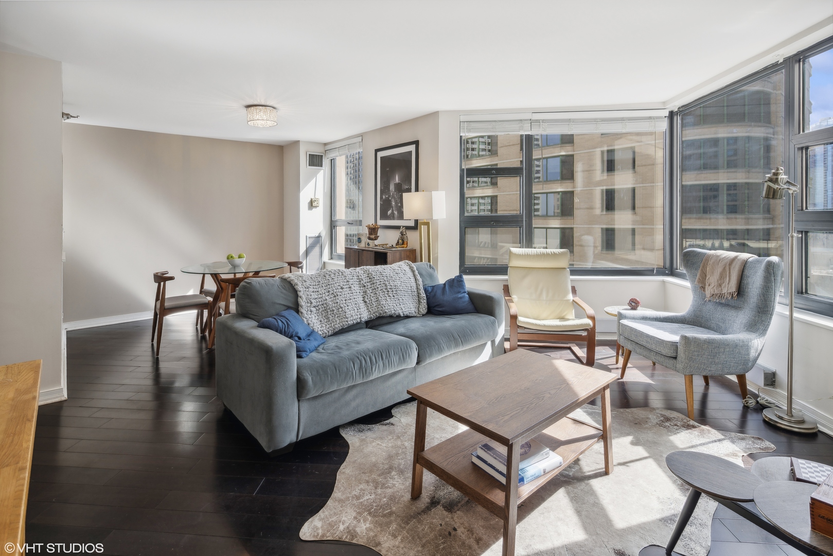 401 E Ontario Street Unit: 1606