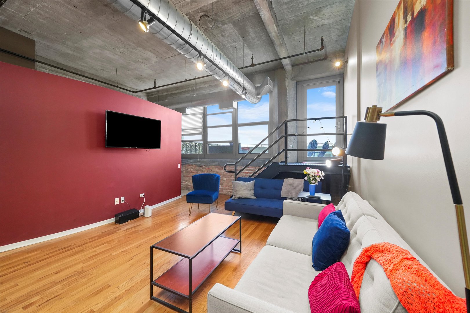 900 N Kingsbury Street Unit: 742