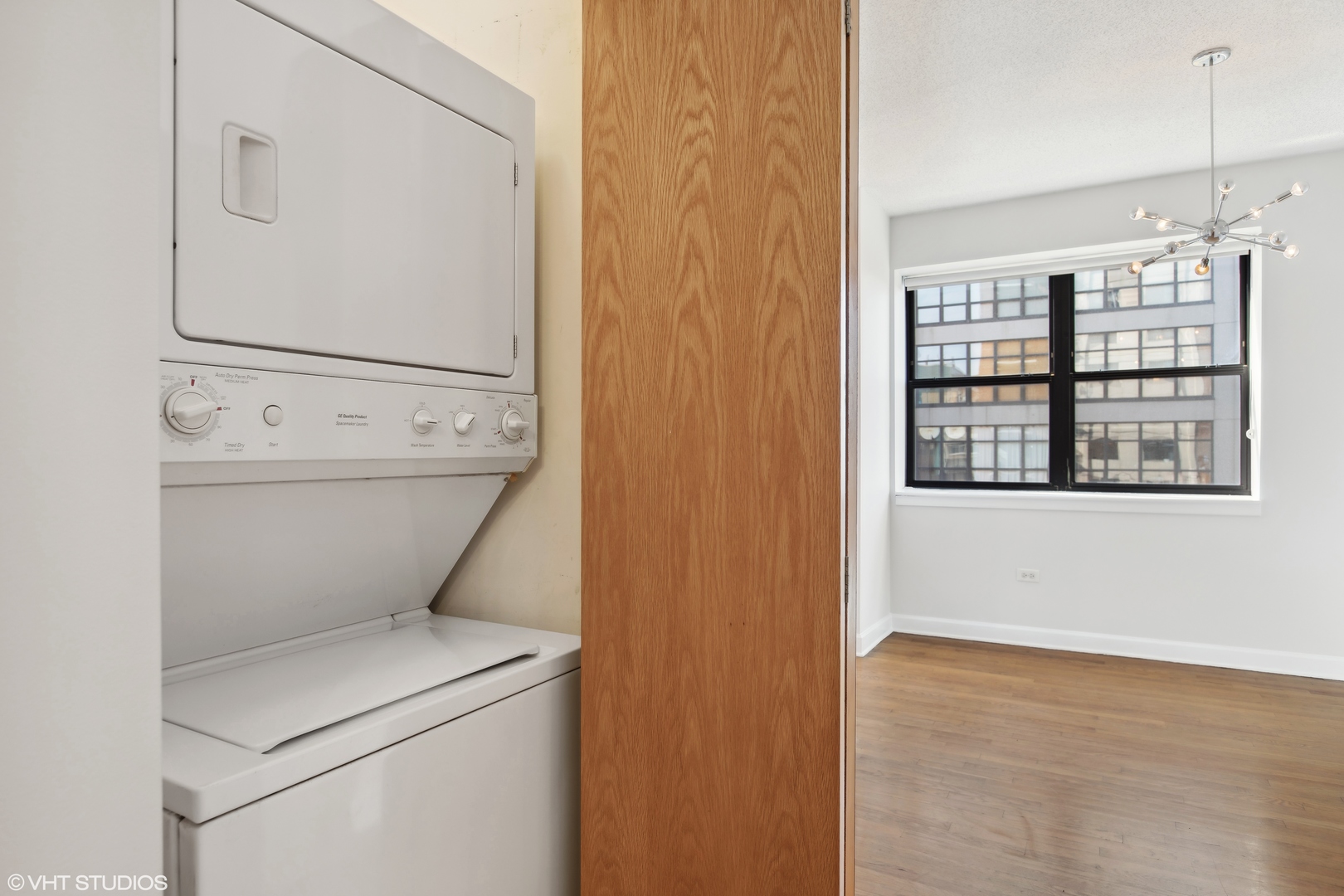 1529 S State Street Unit: 5H