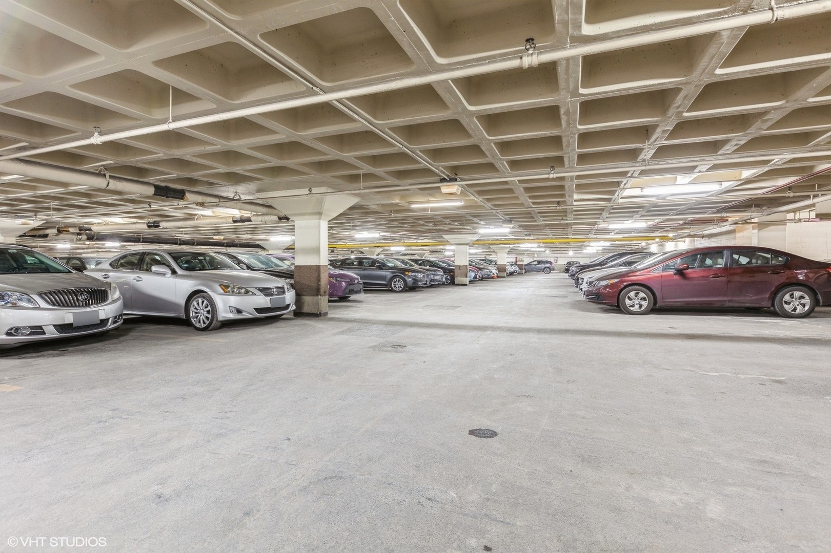 3550 N Lake Shore Drive Unit: 1826