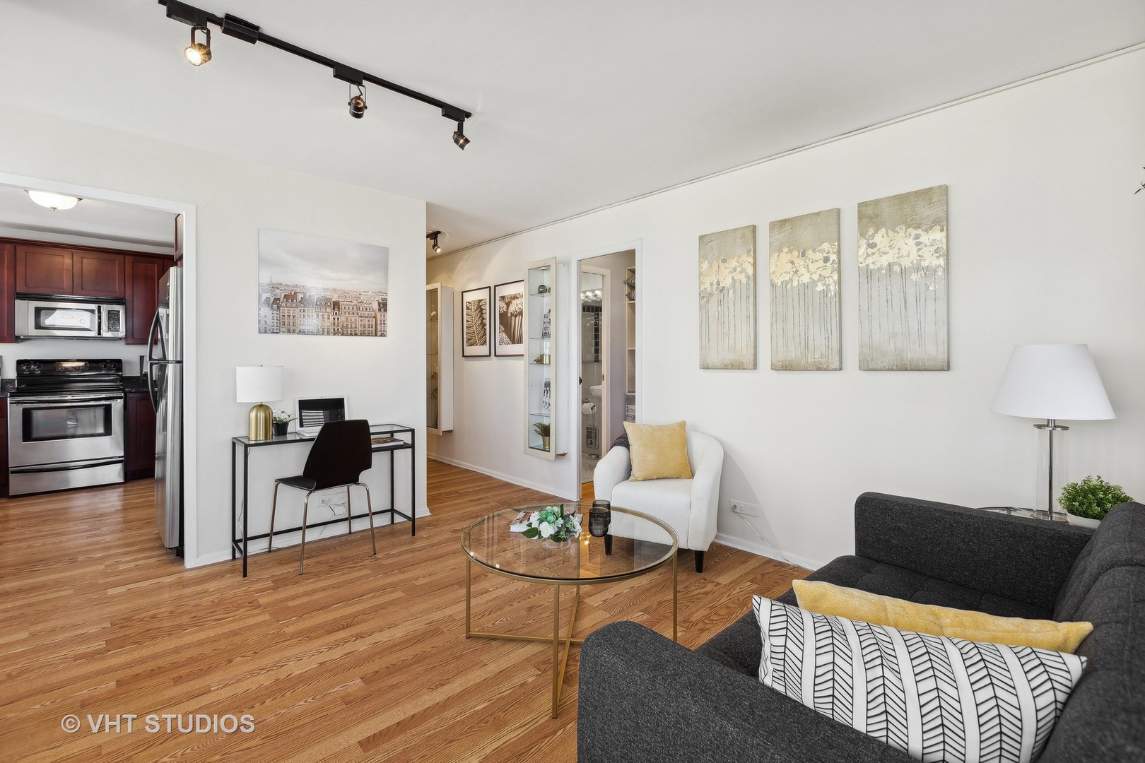 3550 N Lake Shore Drive Unit: 1826
