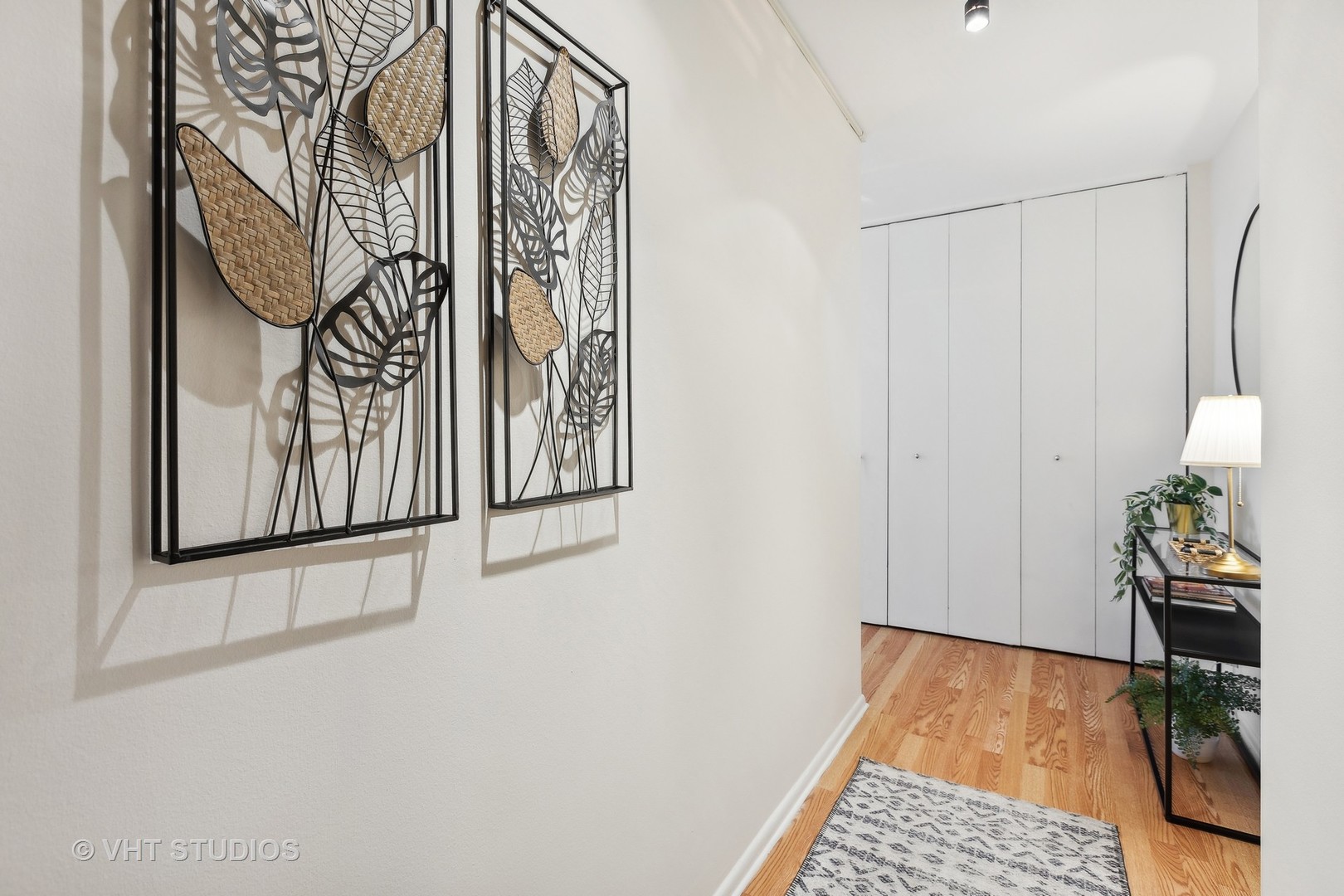 3550 N Lake Shore Drive Unit: 1826