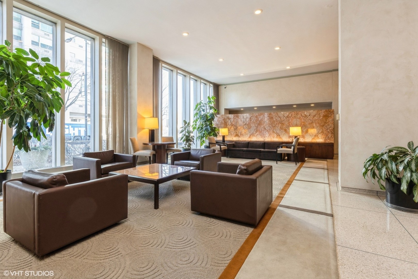 3550 N Lake Shore Drive Unit: 1826