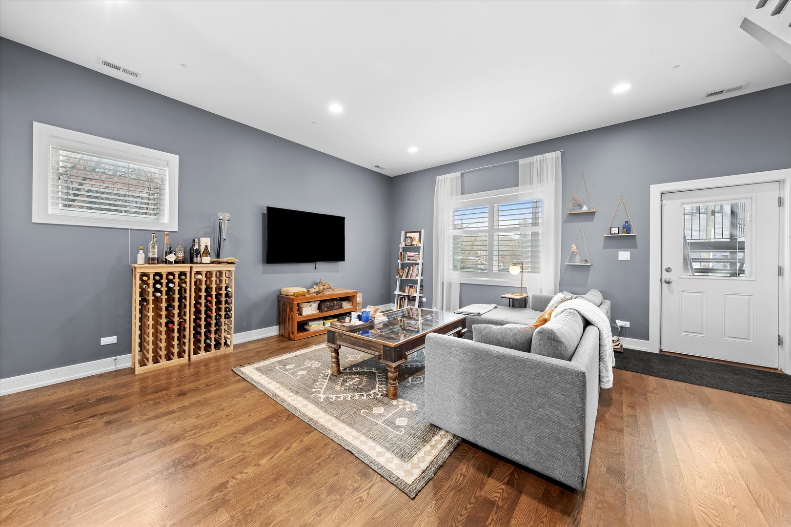 1005 N Wood Street Unit: 2