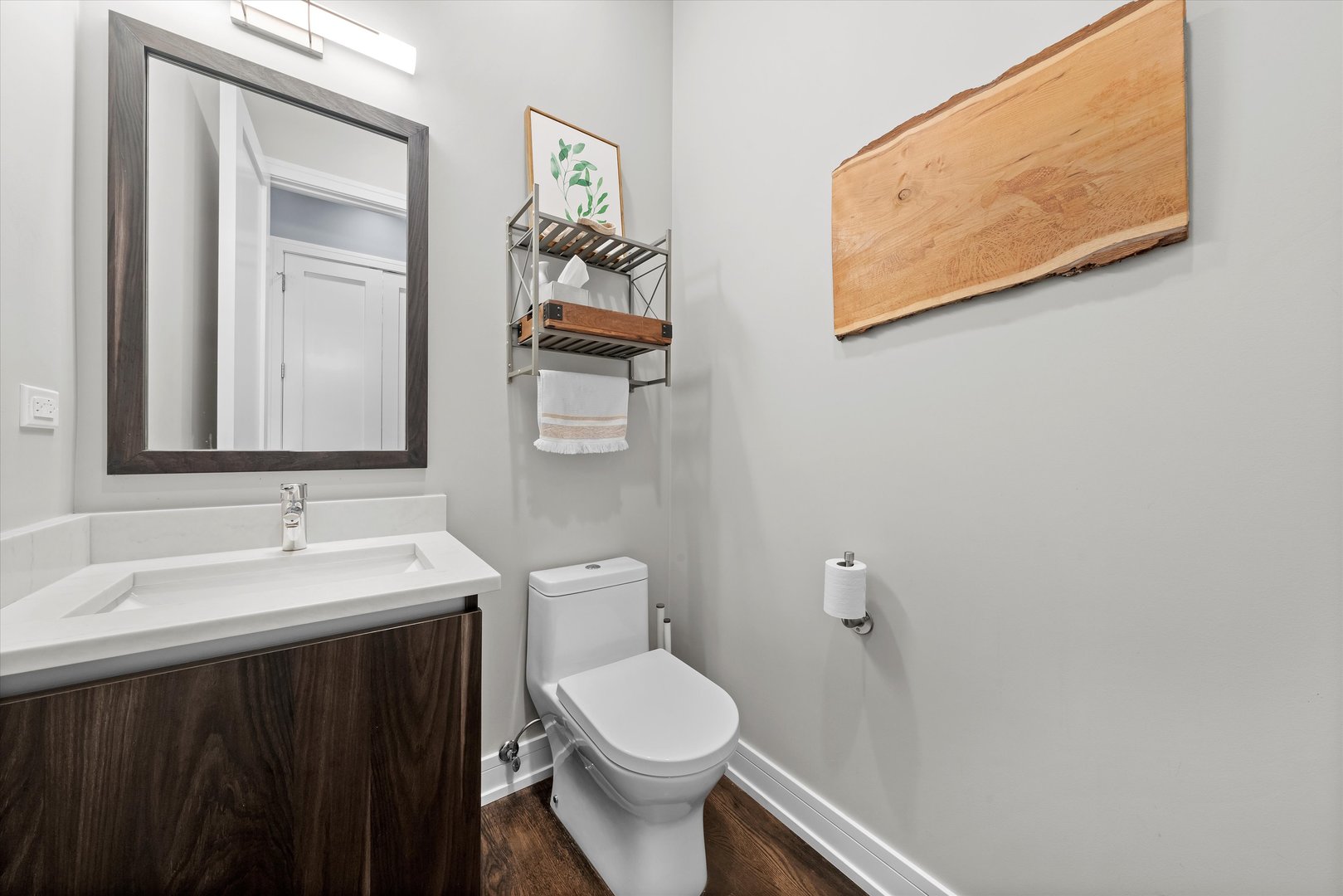 1005 N Wood Street Unit: 2