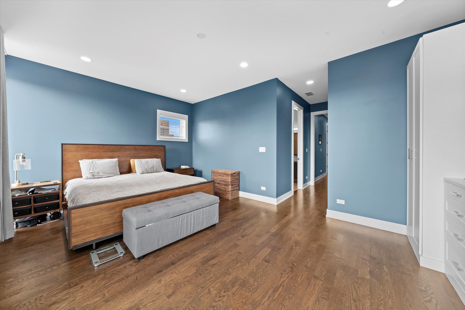 1005 N Wood Street Unit: 2