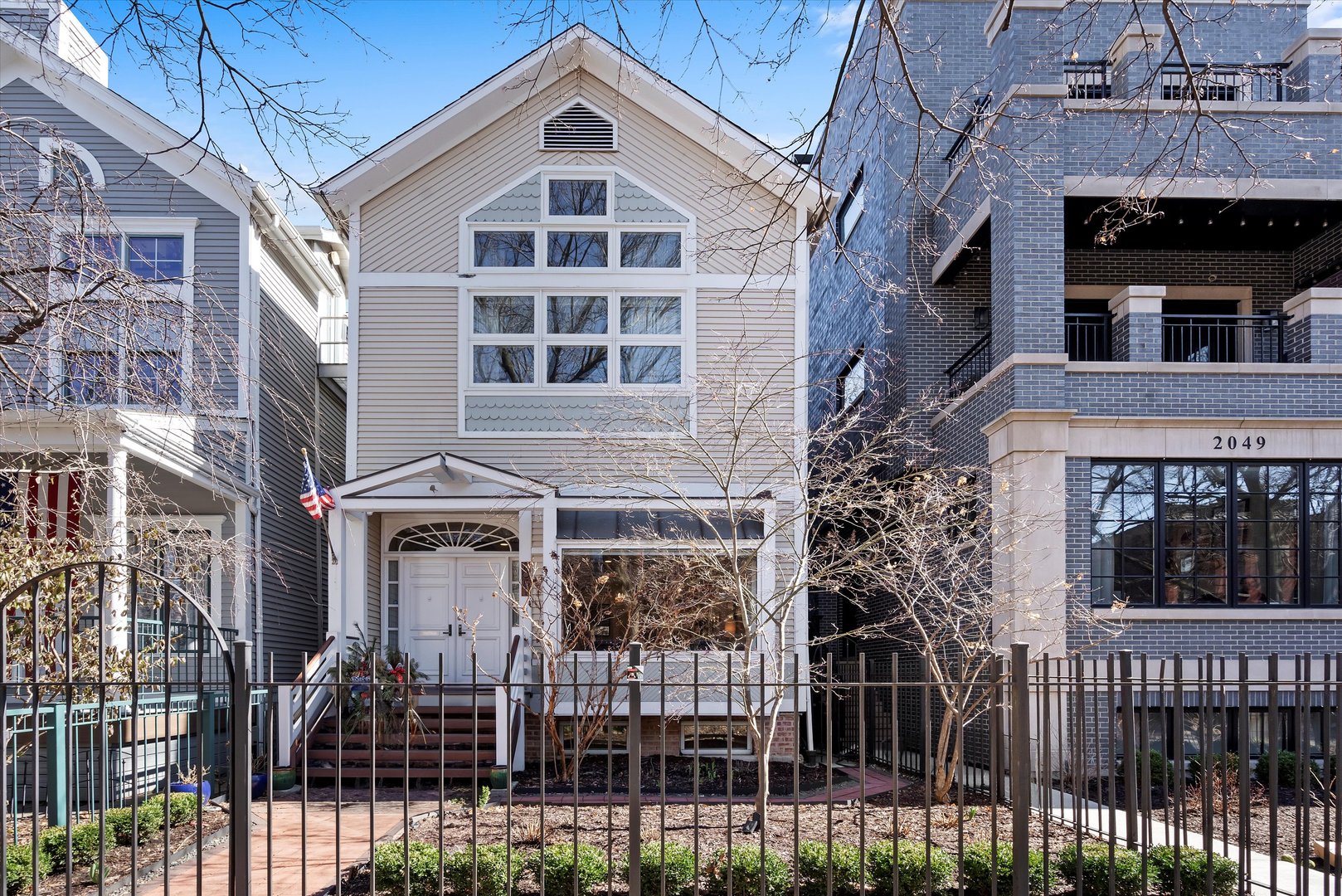 2051 N Bissell Street