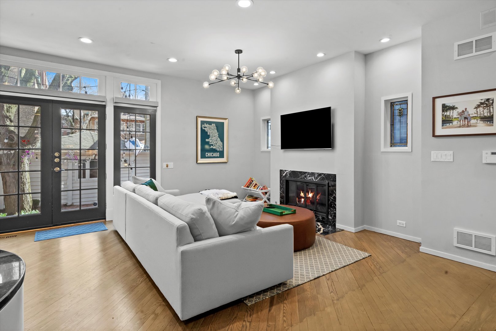 2051 N Bissell Street