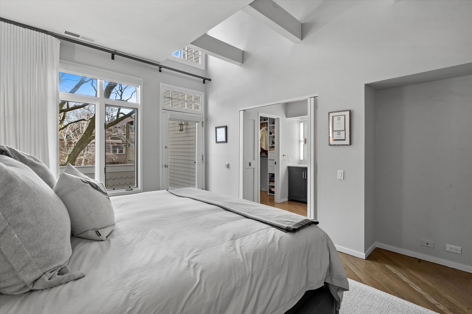 2051 N Bissell Street