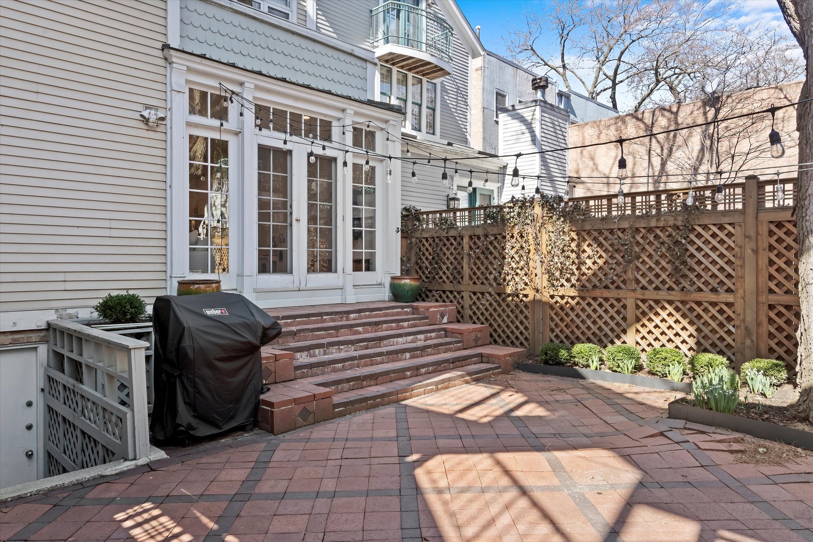 2051 N Bissell Street