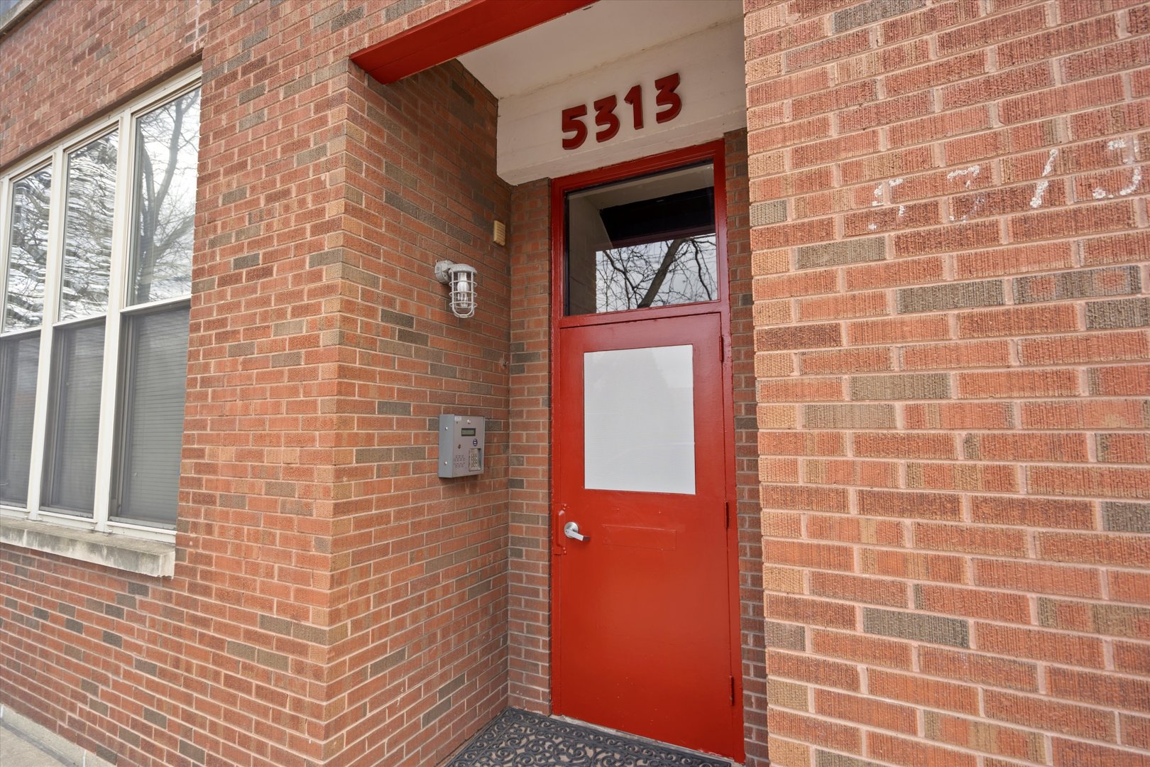 5313 N Ravenswood Avenue Unit: 103