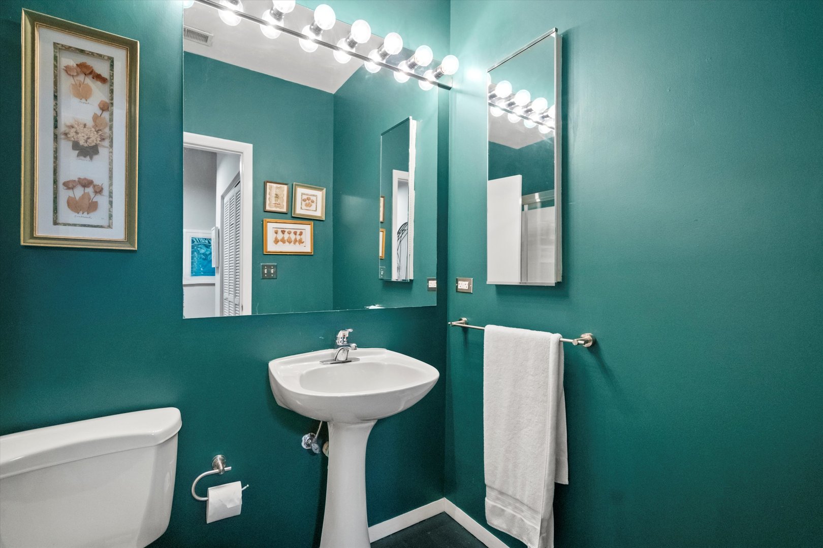 5313 N Ravenswood Avenue Unit: 103
