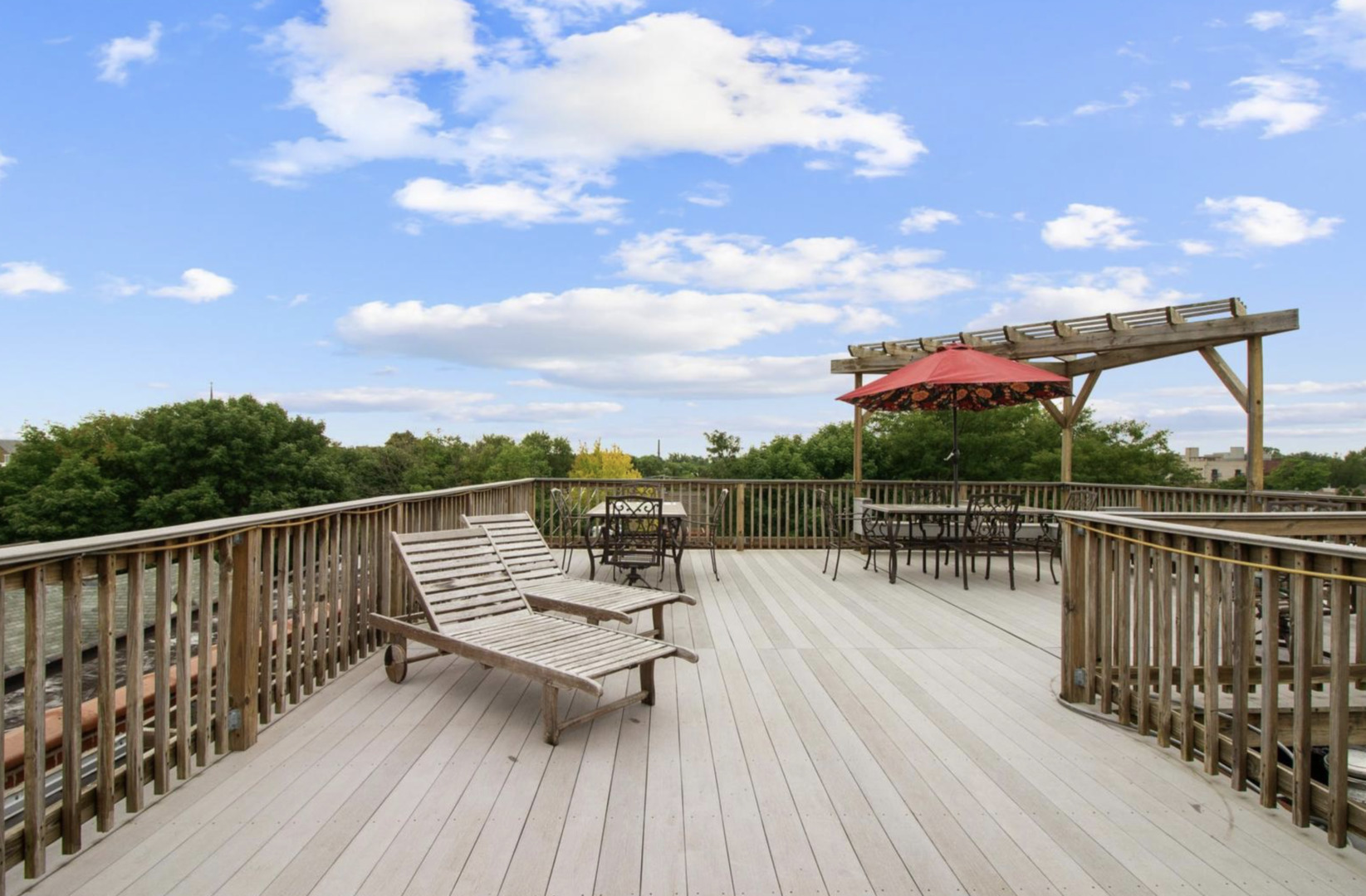 5313 N Ravenswood Avenue Unit: 103