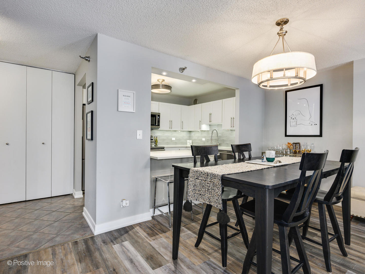 70 W HURON Street Unit: 906