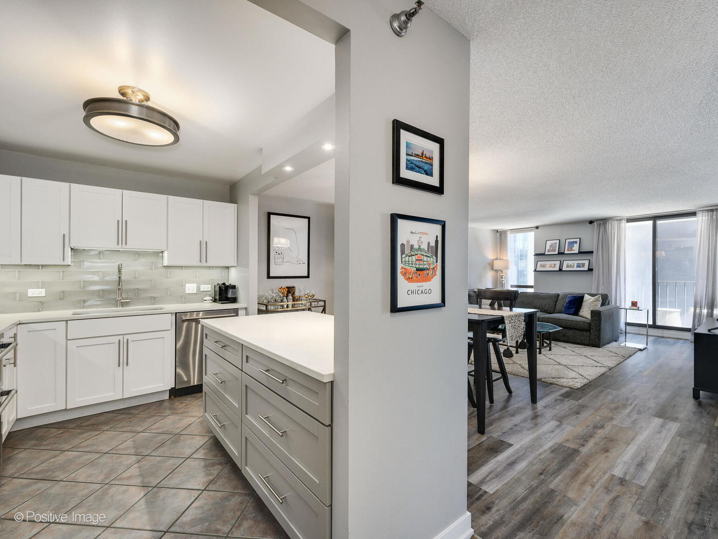 70 W HURON Street Unit: 906