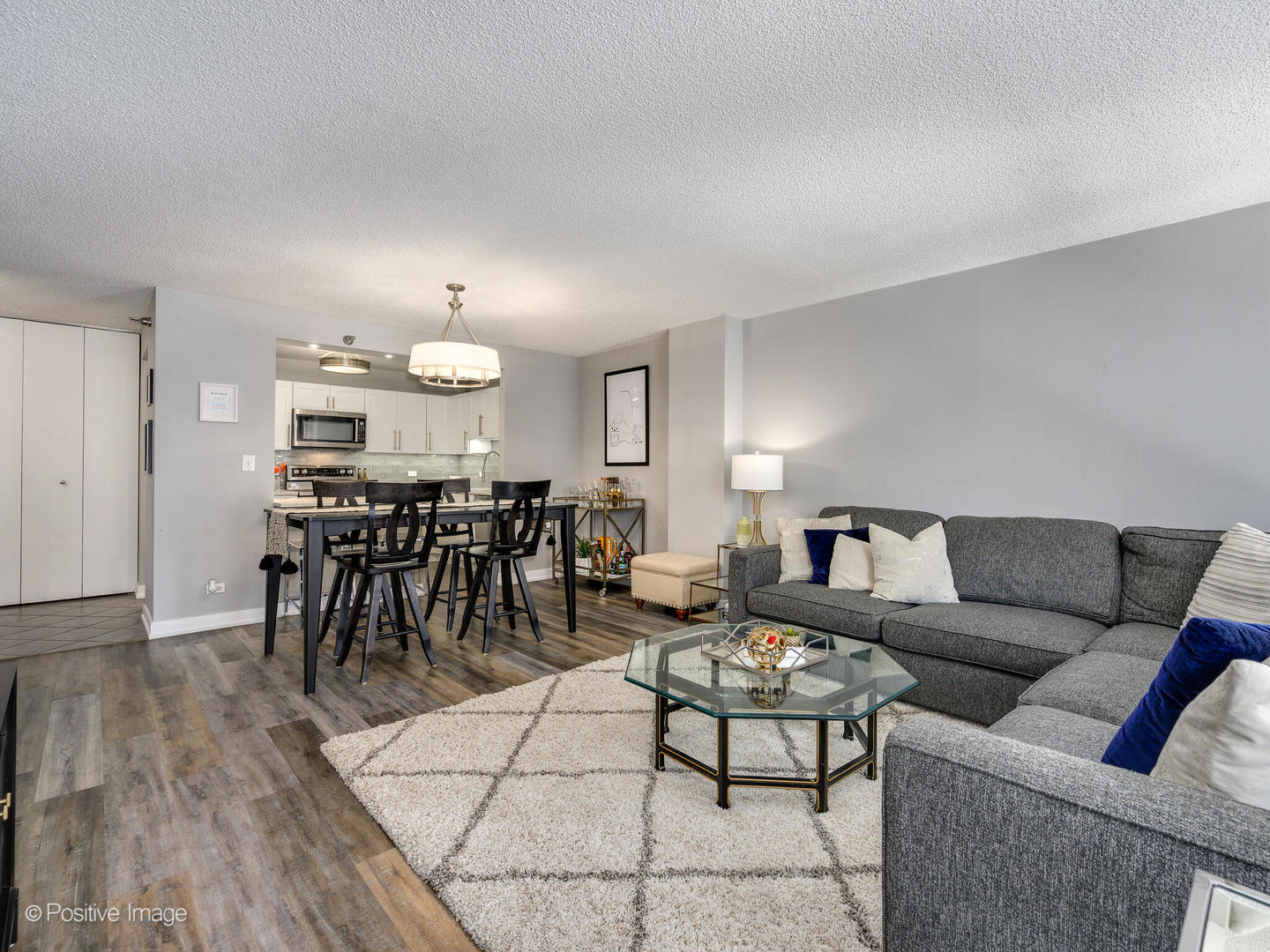 70 W HURON Street Unit: 906